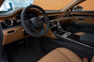 Bentley Flying Spur First Edition 2020 года  (UAE)